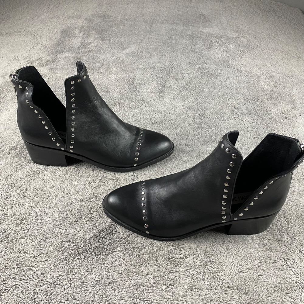 Steve Madden Conspire Ankle Boots Womens 8M Black Leather Studded Cutout Booties